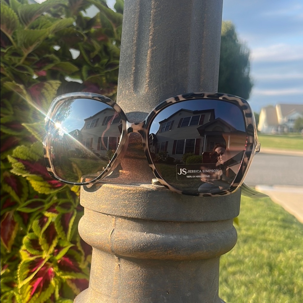 Jessica Simpson Leopard Print Sunglasses